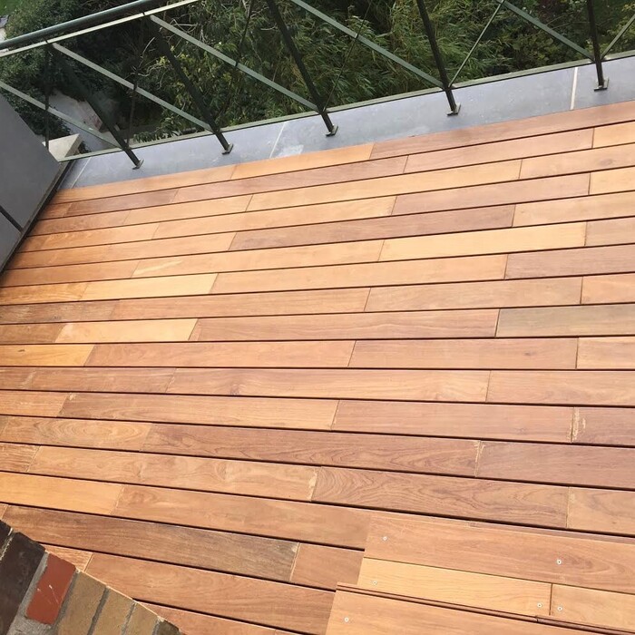 Decking ipe with clip